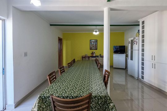 Cozinha 1 de casa à venda com 3 quartos, 214m² em Vila Herminia, São Paulo