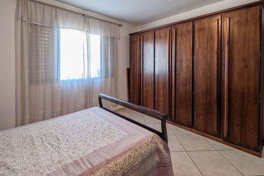 Quarto 1 de casa à venda com 3 quartos, 214m² em Vila Herminia, São Paulo
