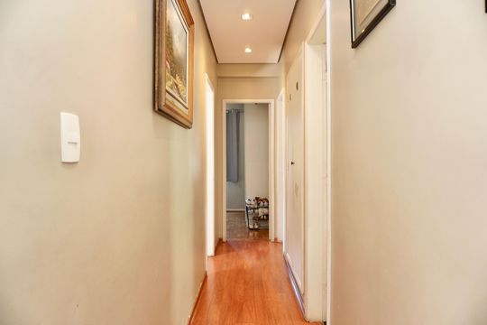 Corredor de apartamento à venda com 4 quartos, 130m² em São Pedro, Belo Horizonte