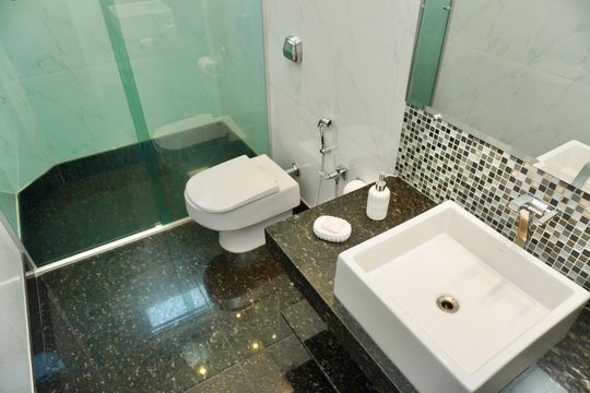Banheiro Social de apartamento à venda com 4 quartos, 130m² em São Pedro, Belo Horizonte