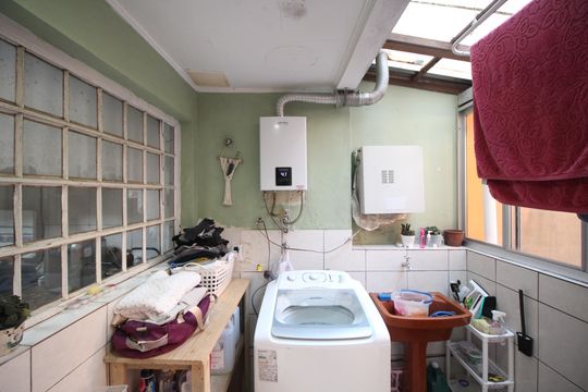 Área de Serviço de apartamento à venda com 3 quartos, 96m² em Chácara das Pedras, Porto Alegre