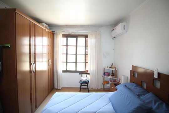 Quarto 1 de apartamento à venda com 3 quartos, 96m² em Chácara das Pedras, Porto Alegre