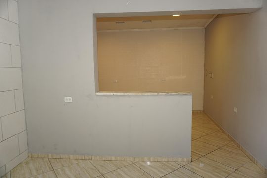 Cozinha de casa para alugar com 2 quartos, 60m² em Jardim Soraia, Embu das Artes