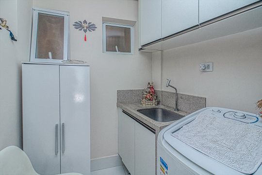 Área de serviço de casa à venda com 2 quartos, 93m² em Bosque da Saúde, São Paulo