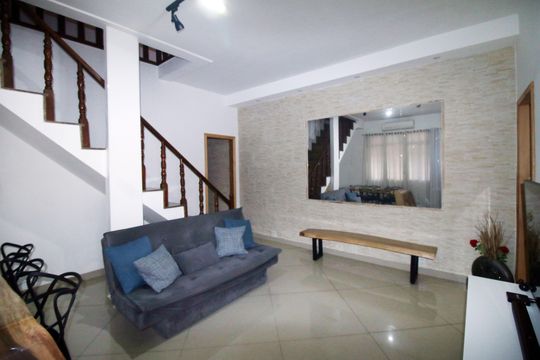 Casa à venda com 4 quartos, 317m² em Irajá, Rio de Janeiro