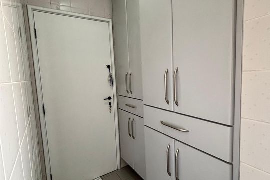 Cozinha de apartamento para alugar com 2 quartos, 143m² em Alphaville Industrial, Barueri
