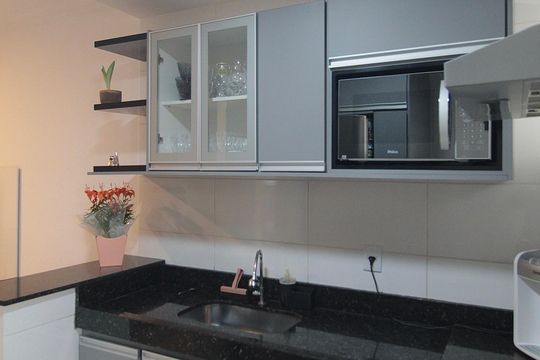 Cozinha de apartamento para alugar com 2 quartos, 105m² em Jardim Atlântico, Belo Horizonte