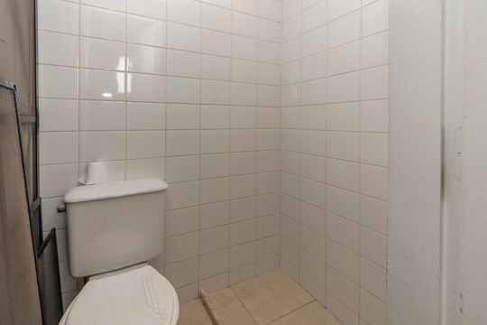 Banheiro de Serviço de apartamento para alugar com 3 quartos, 102m² em Santo Amaro, São Paulo