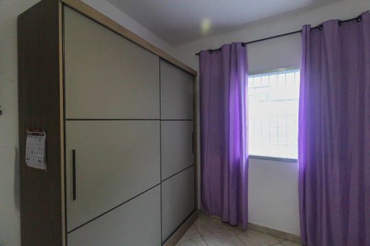 Quarto 2 de casa à venda com 2 quartos, 140m² em Vila Alpina, São Paulo