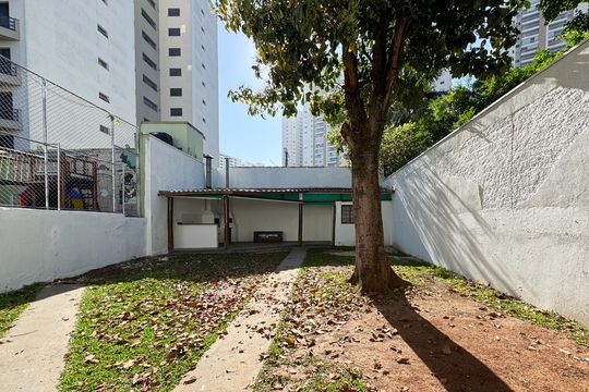 Quintal de casa à venda com 3 quartos, 354m² em Centro, São Bernardo do Campo