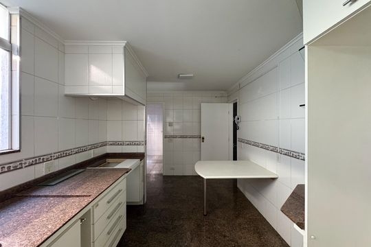 Cozinha de casa à venda com 3 quartos, 354m² em Centro, São Bernardo do Campo
