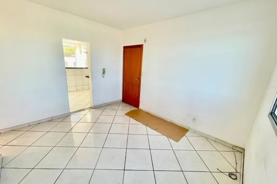 Sala de apartamento para alugar com 3 quartos, 73m² em Arvoredo II, Contagem
