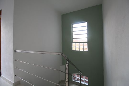 Hall da Escada de casa à venda com 3 quartos, 170m² em Vila Ernesto, São Paulo