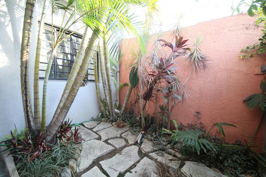 Quintal da Garagem de casa à venda com 3 quartos, 170m² em Vila Ernesto, São Paulo