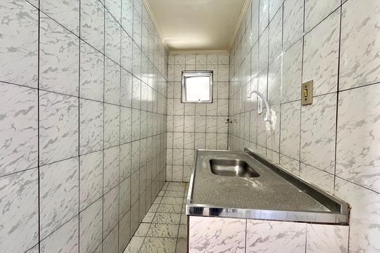Cozinha de apartamento para alugar com 1 quarto, 36m² em São Judas, São Paulo