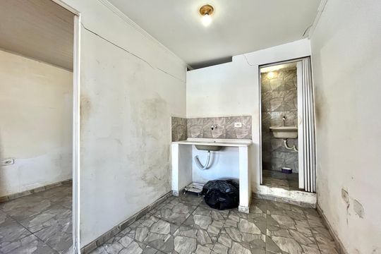 Cozinha de apartamento para alugar com 1 quarto, 23m² em São Judas, São Paulo