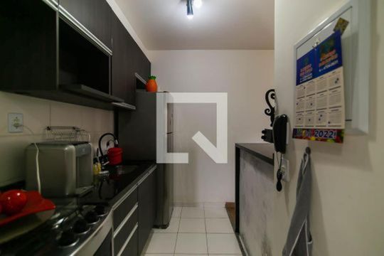 Cozinha de apartamento para alugar com 2 quartos, 59m² em Jardim Monte Alegre, Taboão da Serra