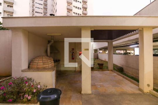 Área externa de apartamento para alugar com 2 quartos, 59m² em Jardim Monte Alegre, Taboão da Serra