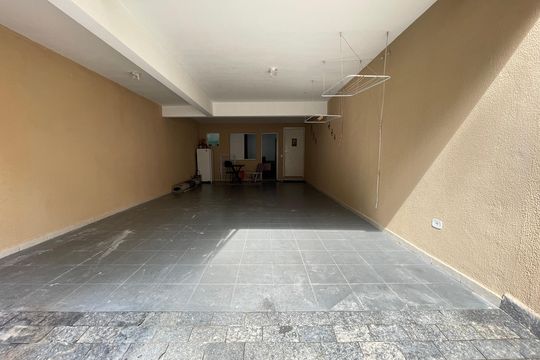 Garagem de casa à venda com 3 quartos, 250m² em Jardim Olympia, São Paulo