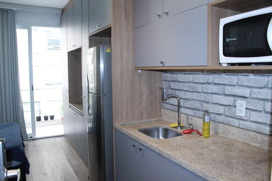 Cozinha de kitnet/studio para alugar com 1 quarto, 22m² em Centro Histórico de São Paulo, São Paulo