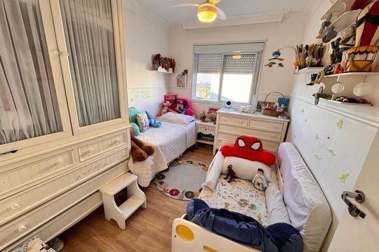 Quarto de apartamento à venda com 3 quartos, 139m² em Parque Assuncao, Taboão da Serra