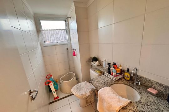Banheiro de apartamento à venda com 3 quartos, 139m² em Parque Assuncao, Taboão da Serra