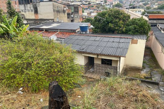 Quintal de casa à venda com 2 quartos, 360m² em Pindorama, Belo Horizonte
