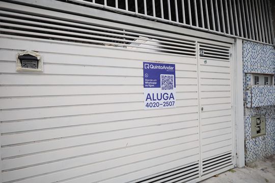 Fachada de casa para alugar com 2 quartos, 75m² em Jardim das Flores, Osasco