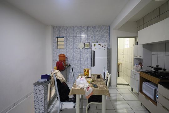Cozinha de casa para alugar com 2 quartos, 75m² em Jardim das Flores, Osasco