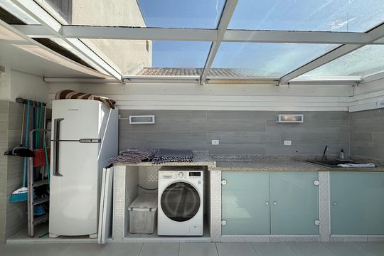 Área de Serviço de apartamento para alugar com 3 quartos, 102m² em Tortuga, Guarujá