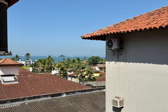 Vista de apartamento para alugar com 3 quartos, 102m² em Tortuga, Guarujá