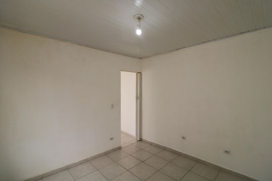 Sala/Quarto de casa para alugar com 1 quarto, 50m² em Chácara Mafalda, São Paulo