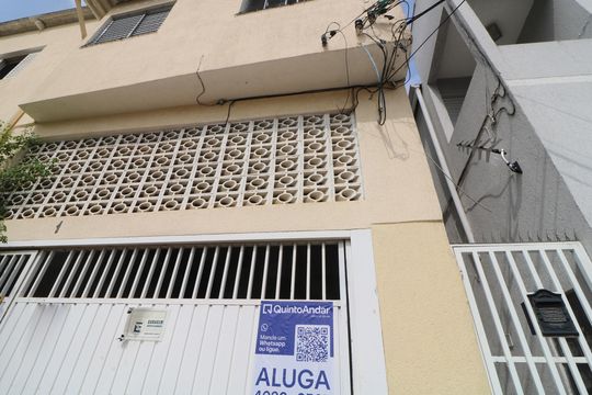Fachada de casa para alugar com 1 quarto, 50m² em Chácara Mafalda, São Paulo