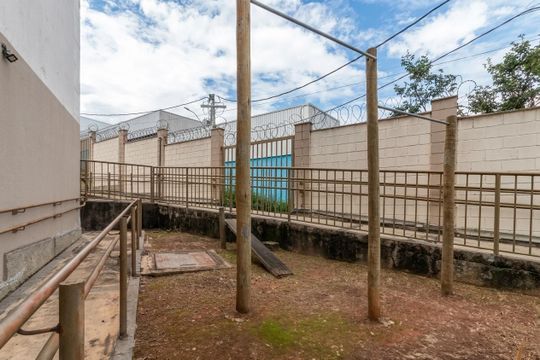 Área externa de apartamento para alugar com 2 quartos, 45m² em Centro, Contagem
