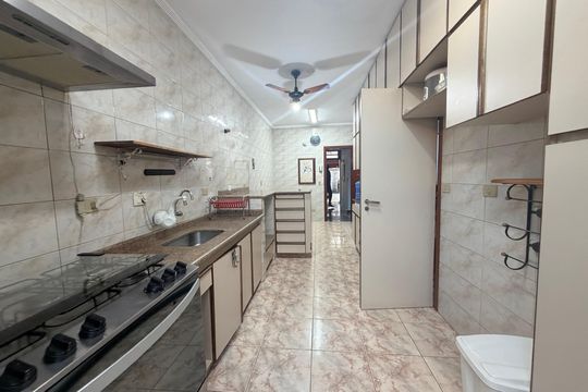 Cozinha de casa à venda com 5 quartos, 244m² em Campo Belo, São Paulo