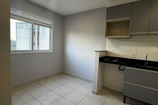 Apartamento à venda com 2 quartos, 34m² em Vila Carmosina, São Paulo