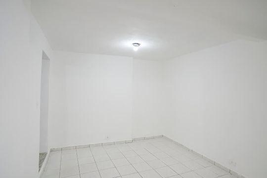 Sala de casa para alugar com 2 quartos, 70m² em Vila Vivaldi, São Bernardo do Campo