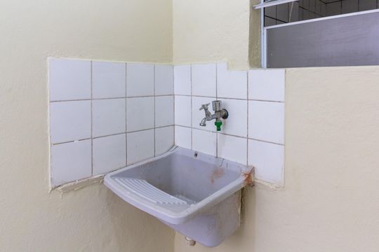 Área de Serviço de apartamento para alugar com 2 quartos, 45m² em Parque Maria Helena, Guarulhos