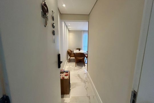 Corredor de apartamento para alugar com 3 quartos, 109m² em Tatuapé, São Paulo