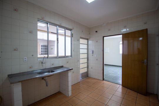 Cozinha de apartamento para alugar com 2 quartos, 65m² em Jardim Saira, Sorocaba