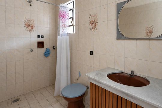 Banheiro de casa para alugar com 1 quarto, 101m² em Vera Cruz, Gravataí