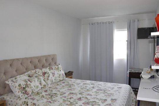 Casa para alugar com 2 quartos, 170m² em Setor Coimbra, Goiânia