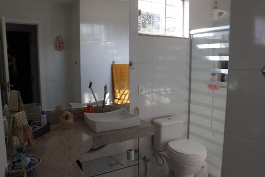Casa para alugar com 2 quartos, 170m² em Setor Coimbra, Goiânia