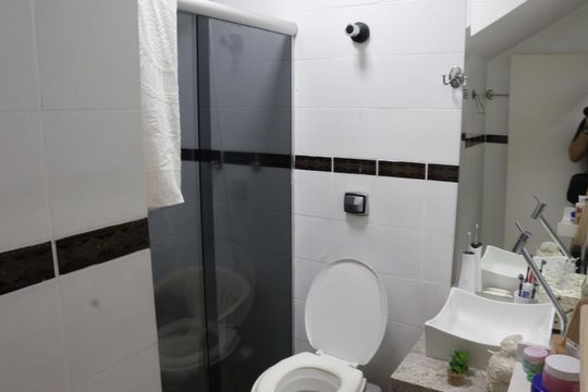 Casa para alugar com 2 quartos, 170m² em Setor Coimbra, Goiânia