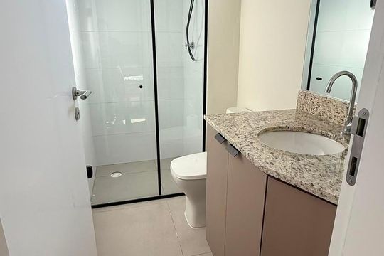 Banheiro de apartamento à venda com 1 quarto, 36m² em Santana, São Paulo