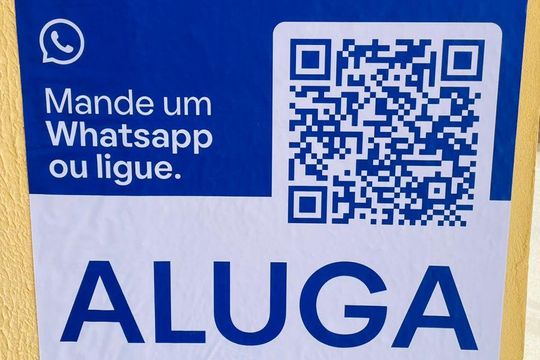 Placa de casa de condomínio para alugar com 2 quartos, 125m² em Jardim Santa Paula, Cotia