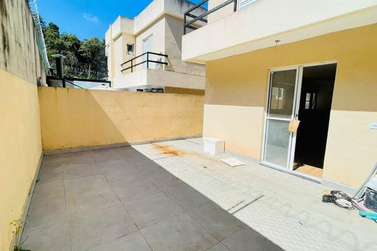 Área externa de casa de condomínio para alugar com 2 quartos, 125m² em Jardim Santa Paula, Cotia