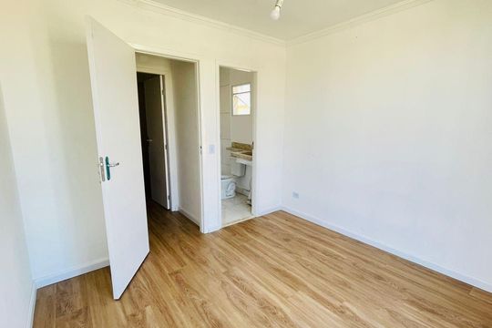 Suíte 2 de casa de condomínio para alugar com 2 quartos, 125m² em Jardim Santa Paula, Cotia
