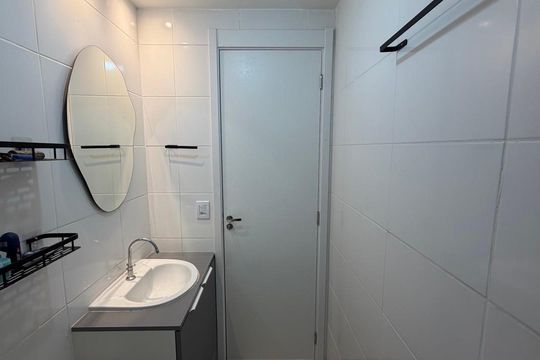 Banheiro de apartamento à venda com 2 quartos, 33m² em Vila Santa Catarina, São Paulo