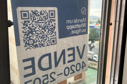 Placa de apartamento à venda com 3 quartos, 72m² em Pilares, Rio de Janeiro